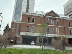 歴史ある赤レンガ建築